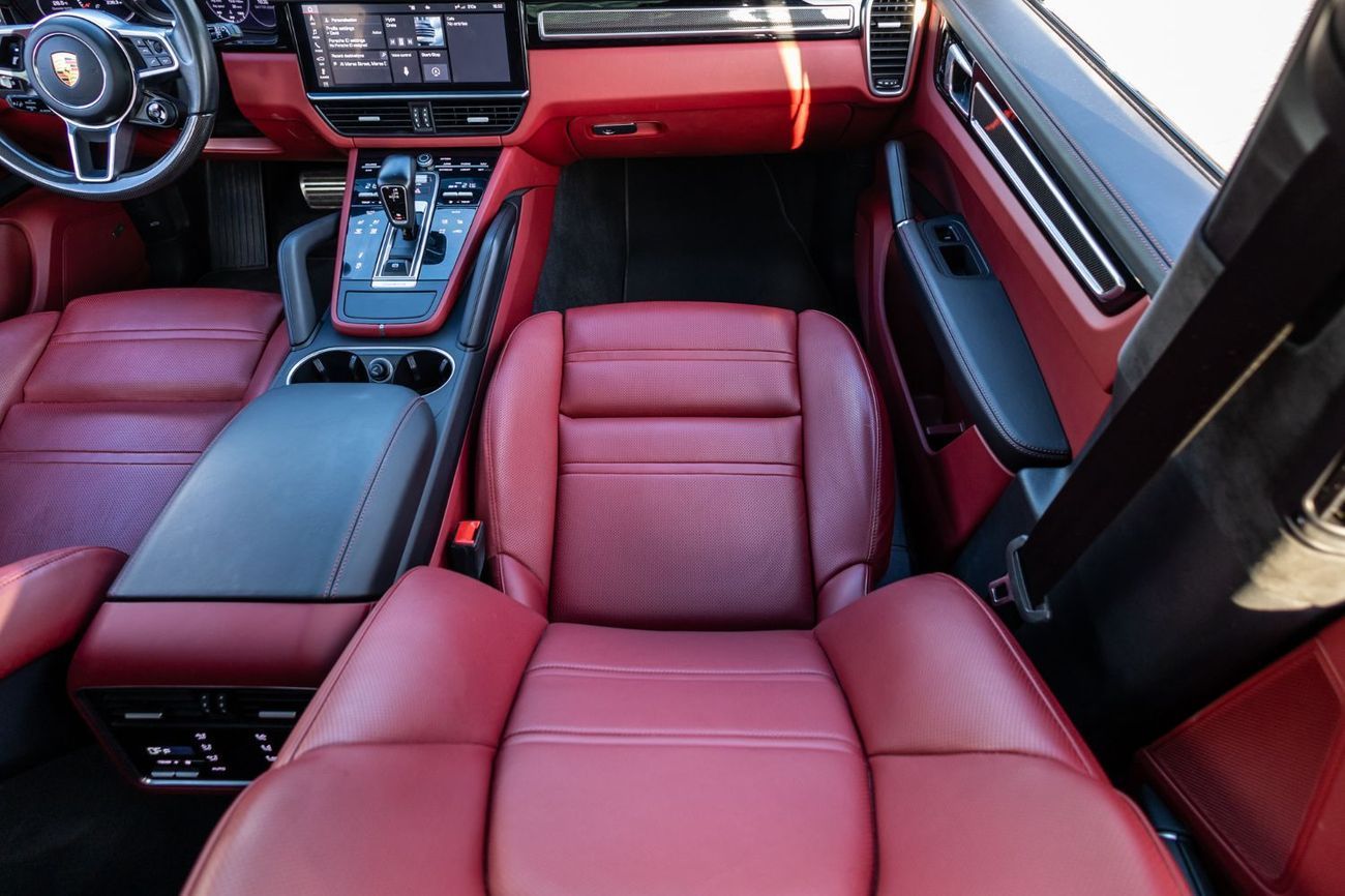 Porsche Cayenne GTS 4.0L (460 HP)