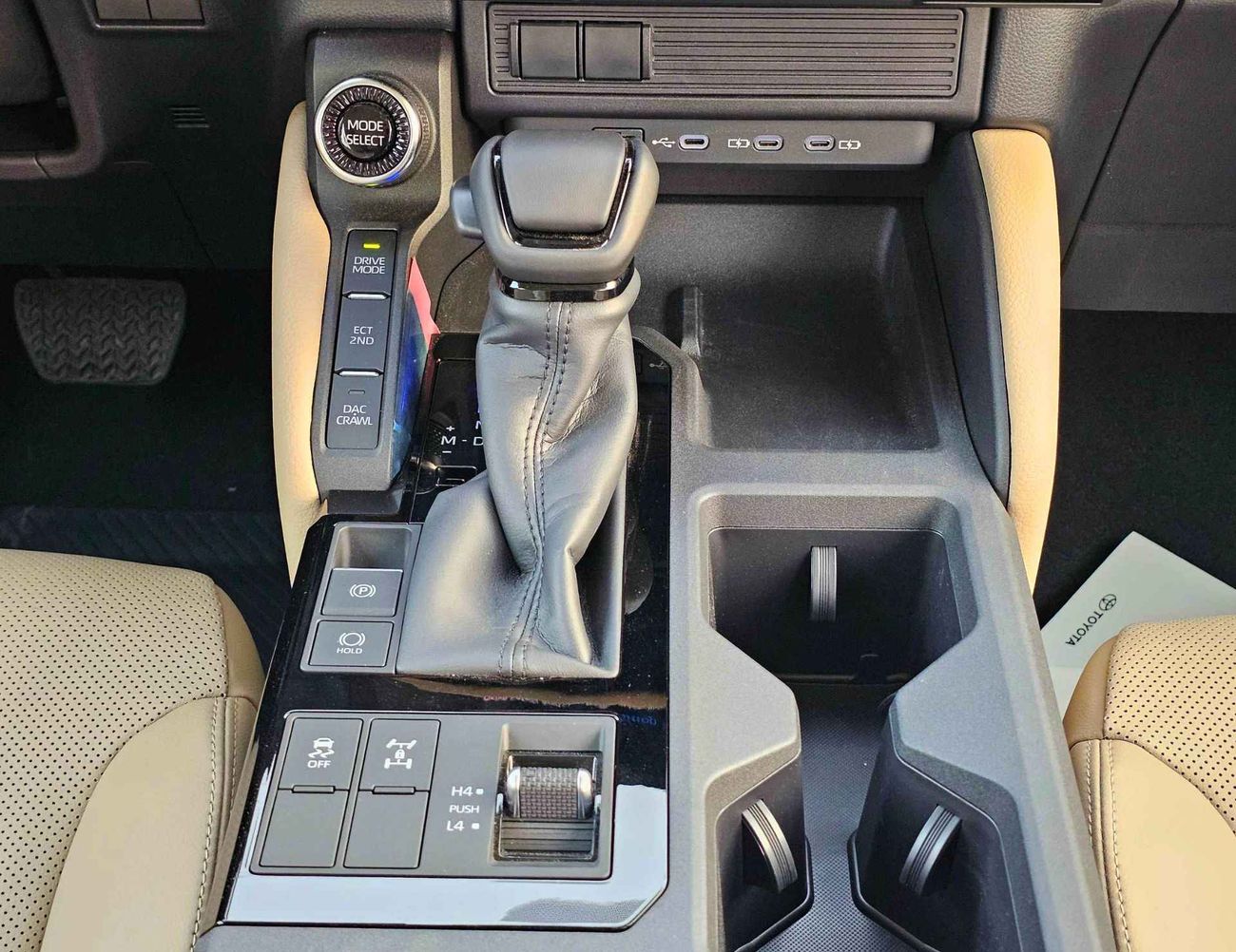 تويوتا برادو LC250 | ALL ROUNDER | 2.4L V4 PETROL | SUNROOF | LEATHER SEATS | AUTO A/C (CODE # P24AR)