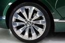 Bentley Flying Spur 2022 Bentley Flying Spur V8, Mulliner Driving Specs, Rare Green, Rear Touchscreen!!