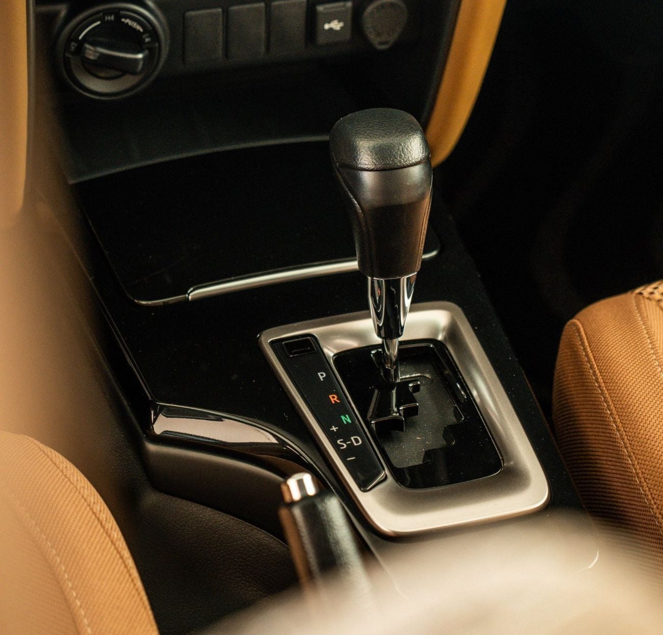 تويوتا فورتونر Fortuner 2.4 Diesel || 2026