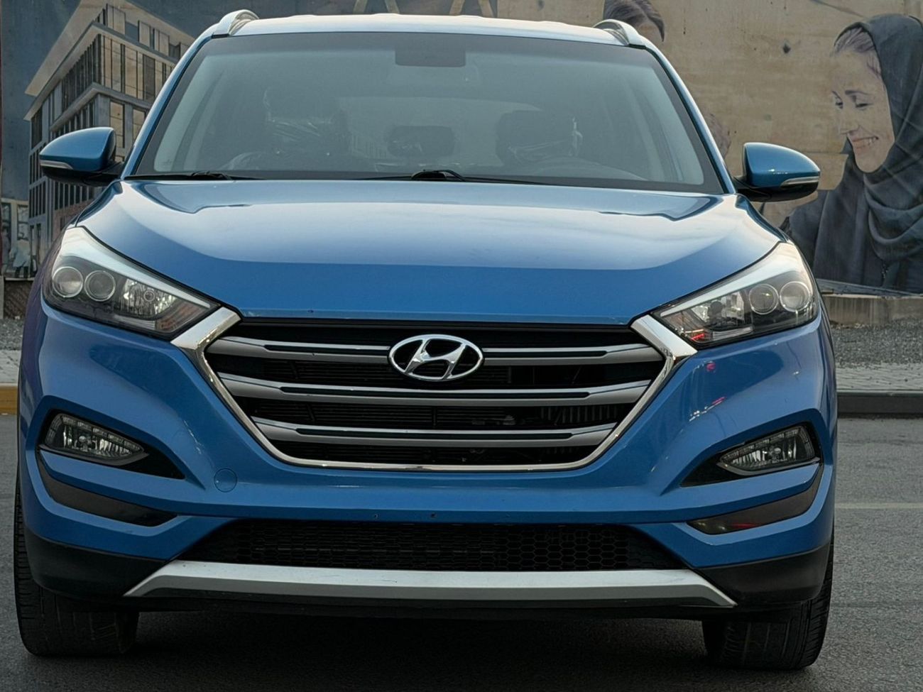 Hyundai Tucson GL 1.6L Excellent condition & luxury feel