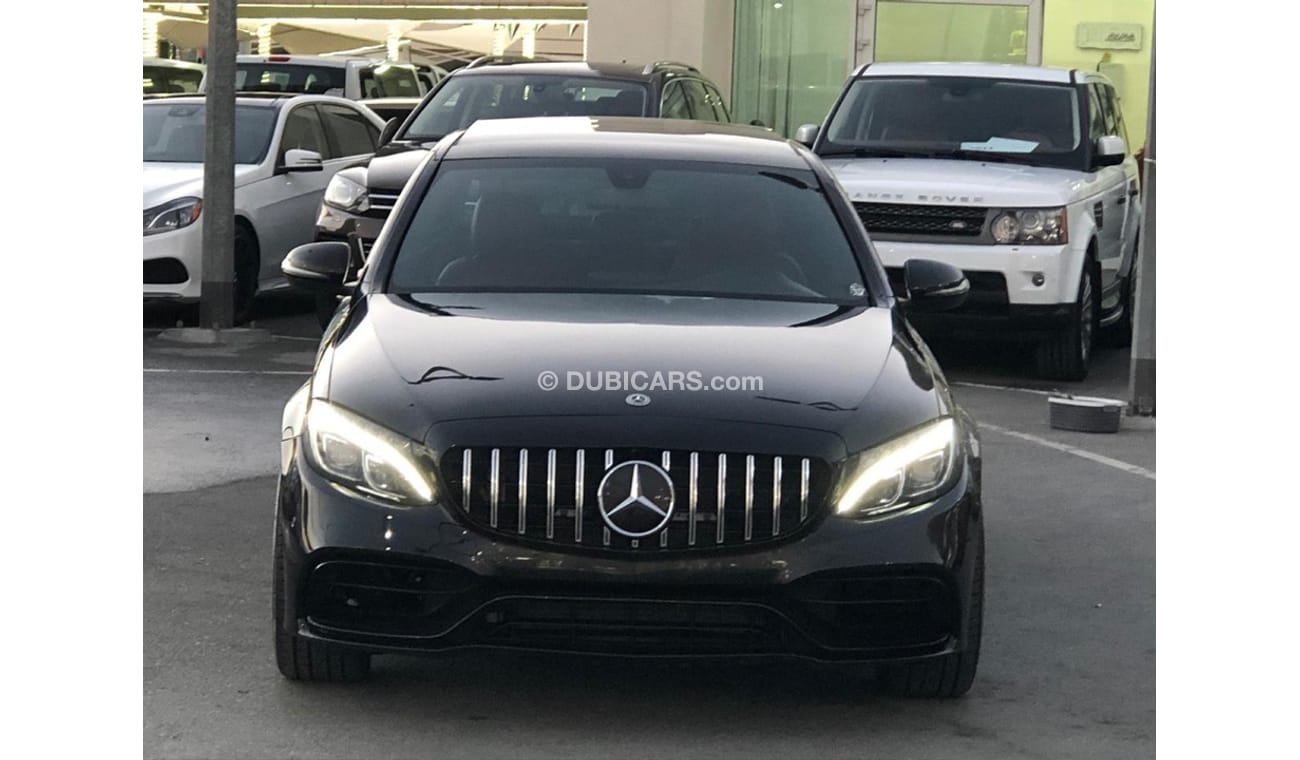 مرسيدس بنز C 200 موديل 2016 خليجي فل مواصفات بانوراما بصمه ودخول بدون مفتاح وتكييف خلفي ونظام صوت ممتاز وتحكم كهربي ك