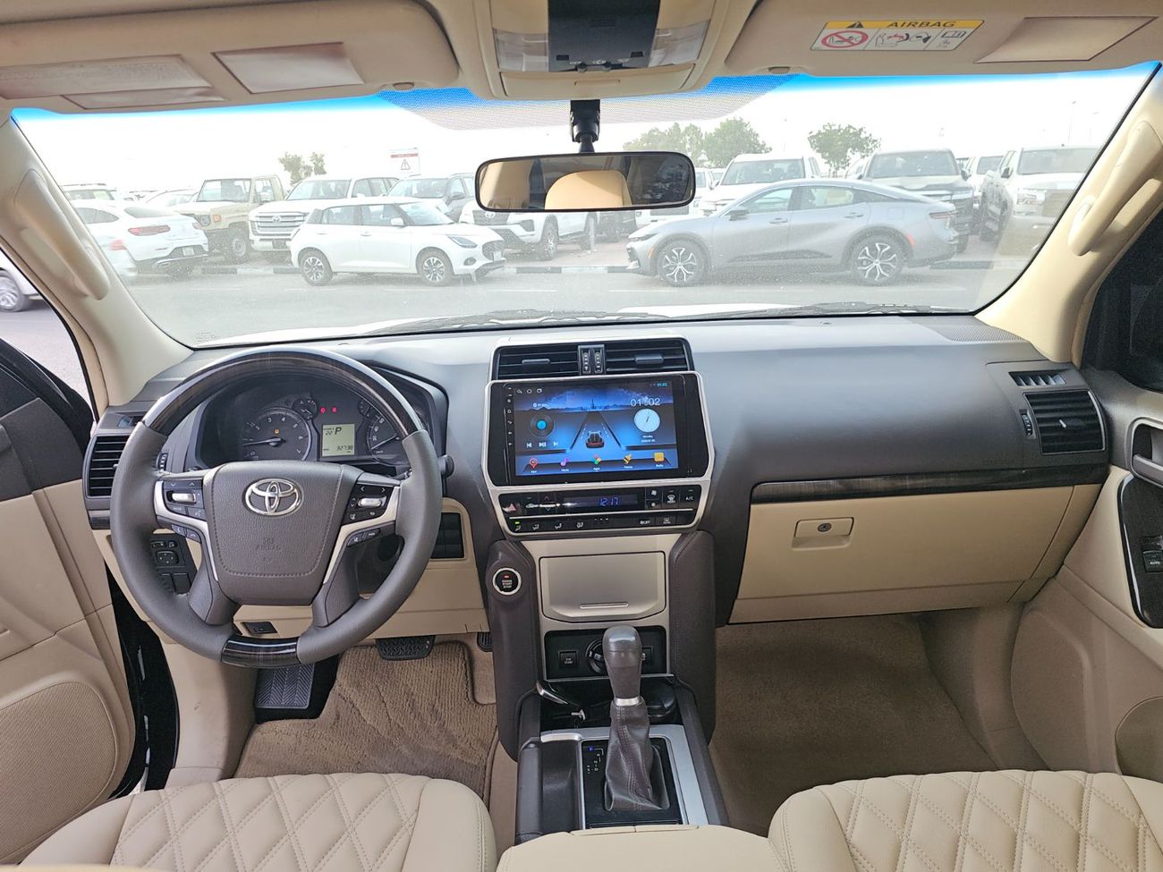 Toyota Prado TX-L Top 2.7L LHD-4WD-Automatic-Petrol-GCC specs-6 Cylinders-7Seats-5 Doors