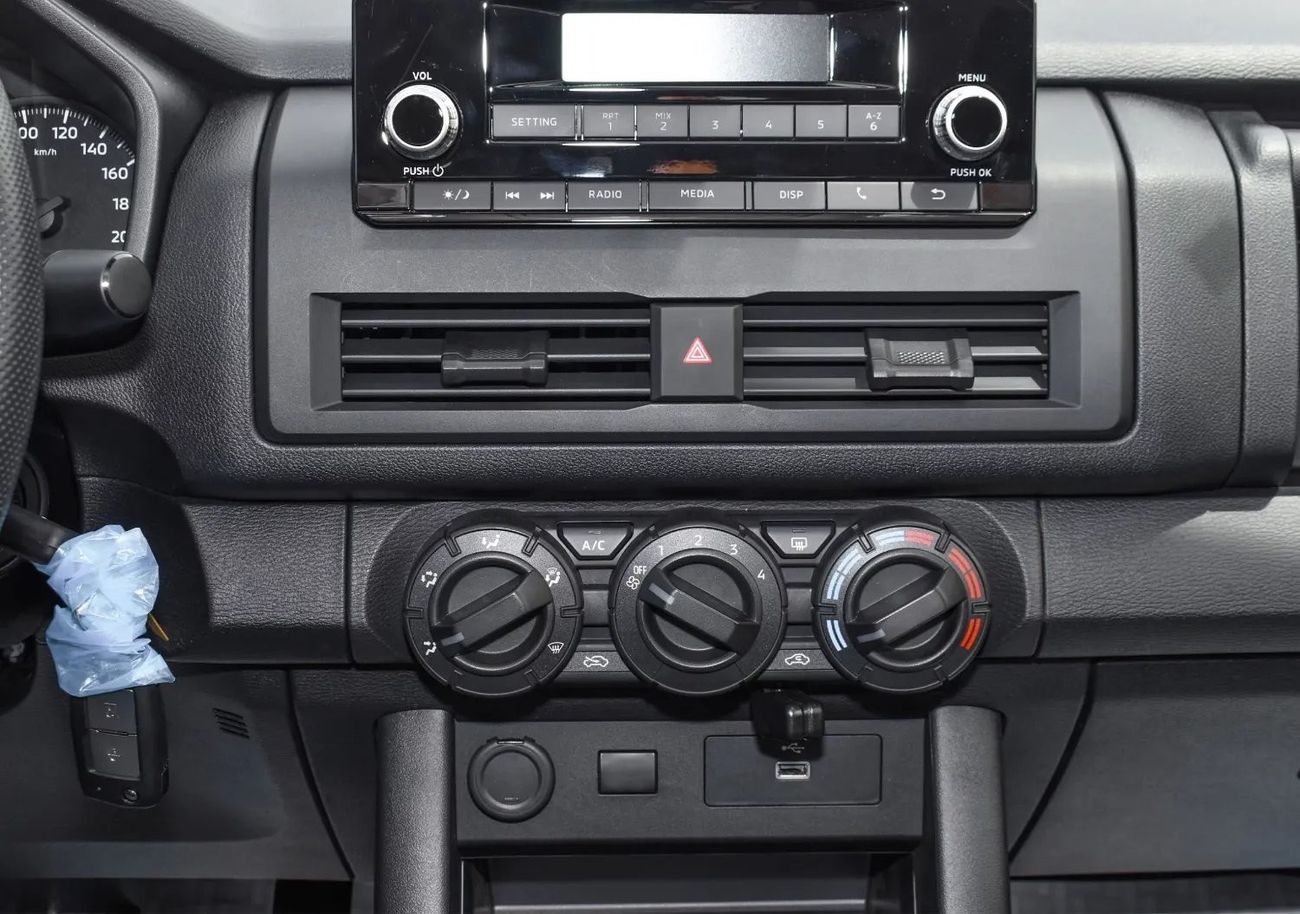 Mitsubishi L200 Triton GLX 4WD 2.4L Diesel MT High Line