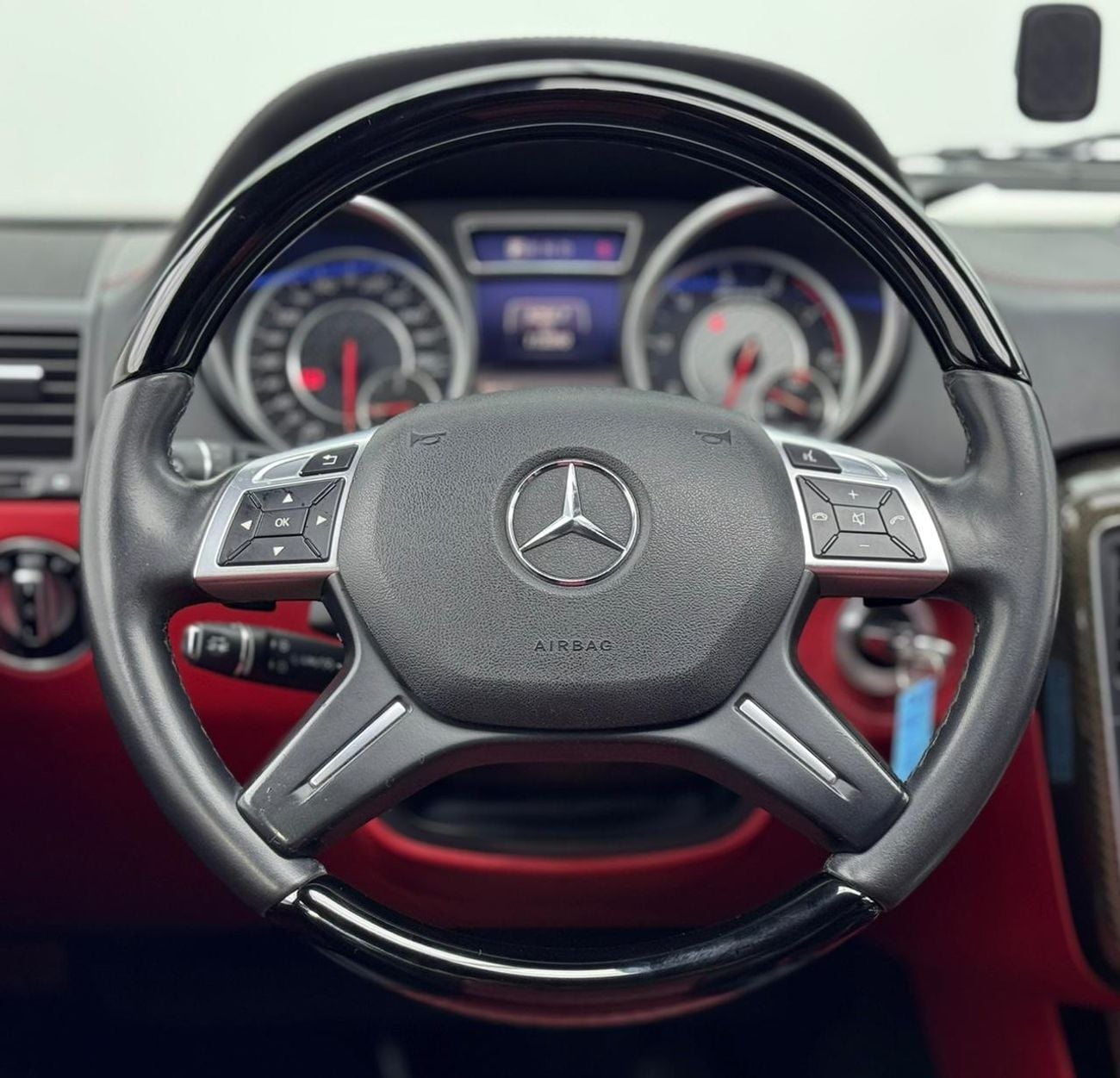 Mercedes-Benz G 63 AMG Std 5.5L 2017 Mercedes-Benz G63, Full Service History, Excellent Condition, GCC