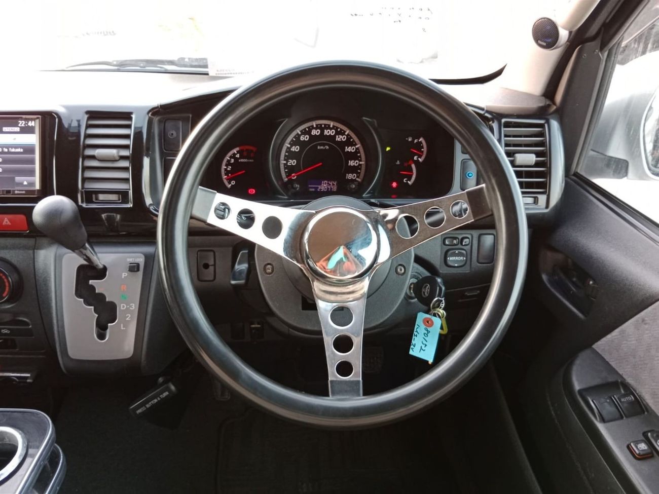 Toyota Hiace TOYOTA HIACE RIGHT HAND DRIVE(PM1182)