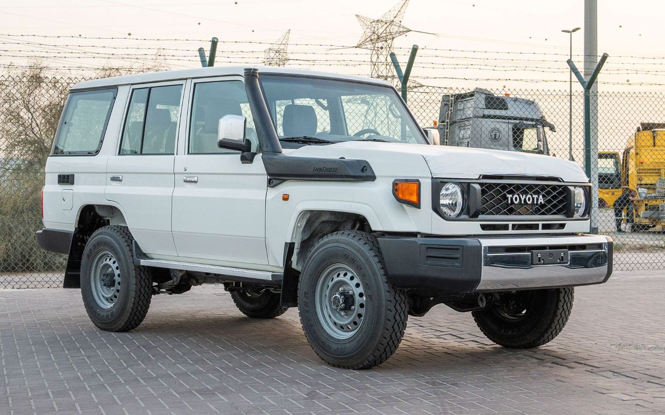تويوتا لاند كروزر 70 2025 Toyota LC76 2.8L Diesel MT