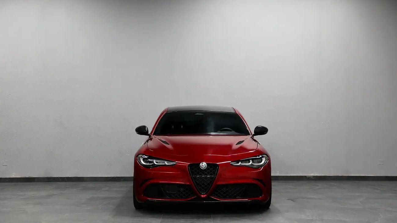ألفا روميو جوليا Alfa Romeo Giulia Super 2025 | GCC Specs | Brand New