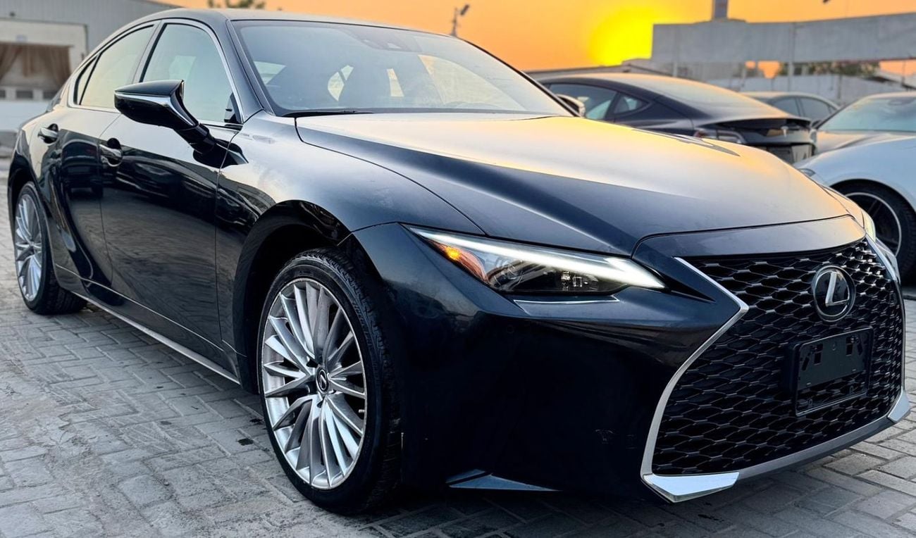 Lexus IS300 AWD (NON GCC)