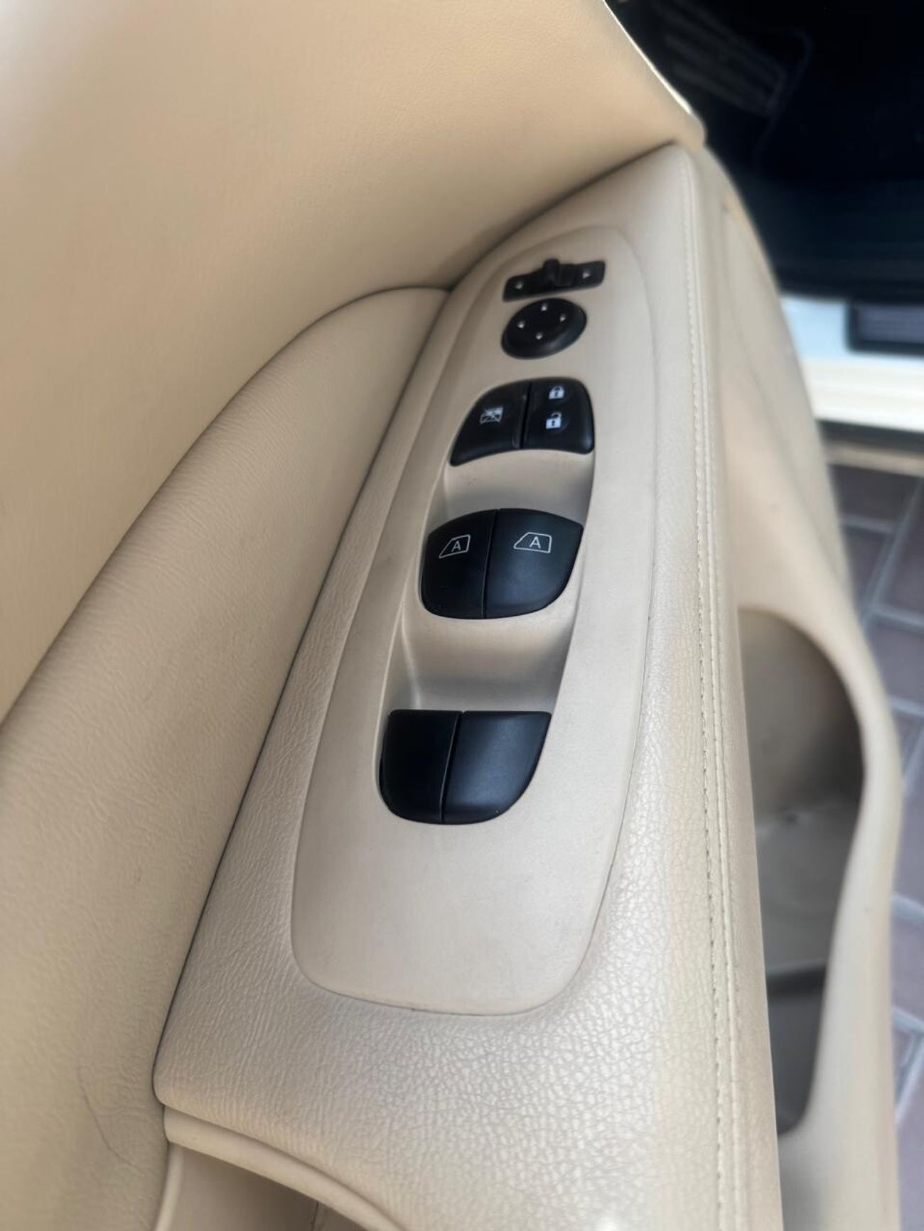 Nissan Pathfinder SV, 3.5cc, Sunroof, Leather Seats,Navigation, Adaptive Cruise Control, MY2020