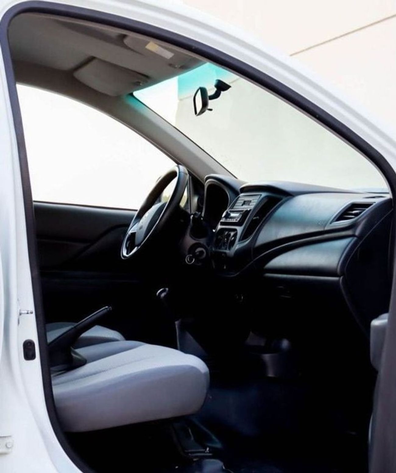 ميتسوبيشي L200 ميتسوبيشي L200 | 2.5 لتر | 2021 | خليجي | خالية من الحوادث | بحالة ممتازة | 735 شهرياً