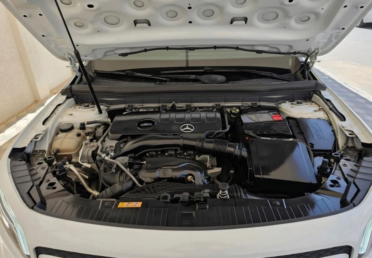 Mercedes Benz GLB250 4MATIC
