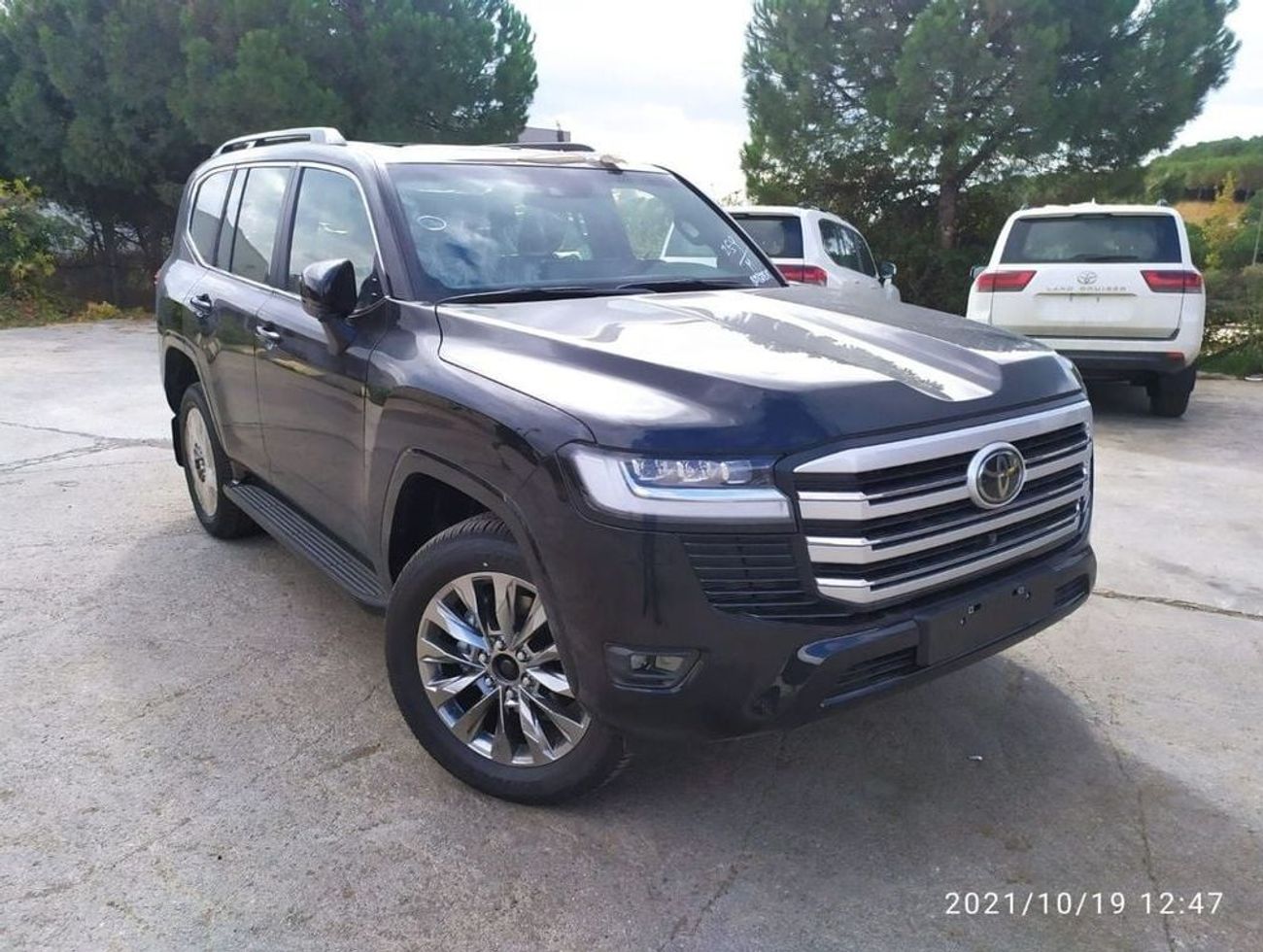 Toyota Land Cruiser VX 3.3L VX+ 3.3L Diesel 2024 YM (For Export only)