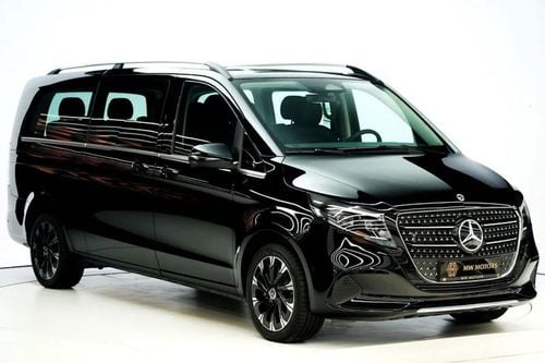 Mercedes Benz V300 V300 AVANTGARDE | GCC 0km | Agency Warranty | 360 View | 64 colors Ambeint Lights