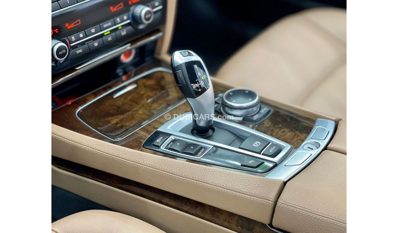 BMW 730Li 2015 BMW 730Li, Full Service History, Warranty, Low Kms, GCC