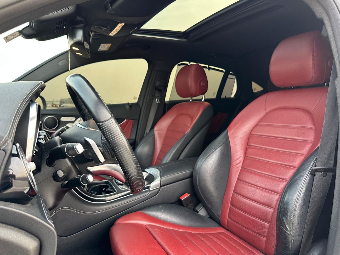 Mercedes-Benz GLC 43 AMG 4MATIC 3.0L (362 HP) MERCEDES GLC-43 2018 GCC ORGINAL PAINT // ACCIDENT FREE // PERFECT CONDITION