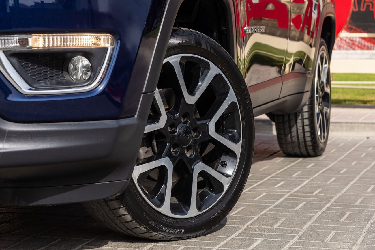 جيب كومباس Limited 2.4L (172 HP)