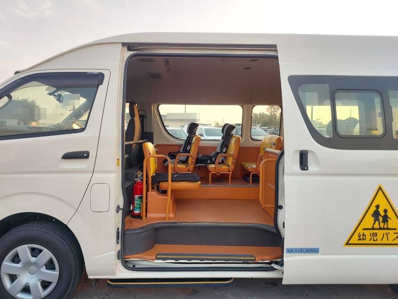 تويوتا هاياس TOYOTA HIACE COMMUTER VAN RHD 2014 MODEL 2.7 L PETROL AUTOMATIC(PM06274)