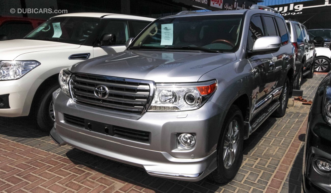 Toyota Land Cruiser VX.R V8 5.7