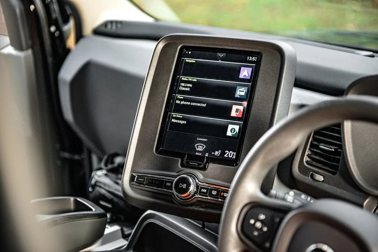 أل اي في سي TX LEVC TX5 TAXI Hybrid-Electric KAHN CONVERSION (EXPORT ONLY) RIGHT HAND DRIVE