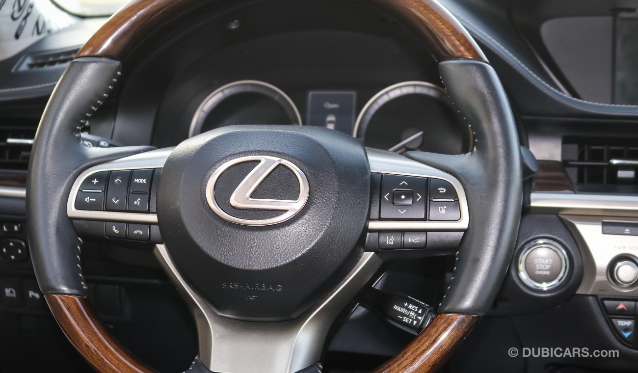 Lexus ES350