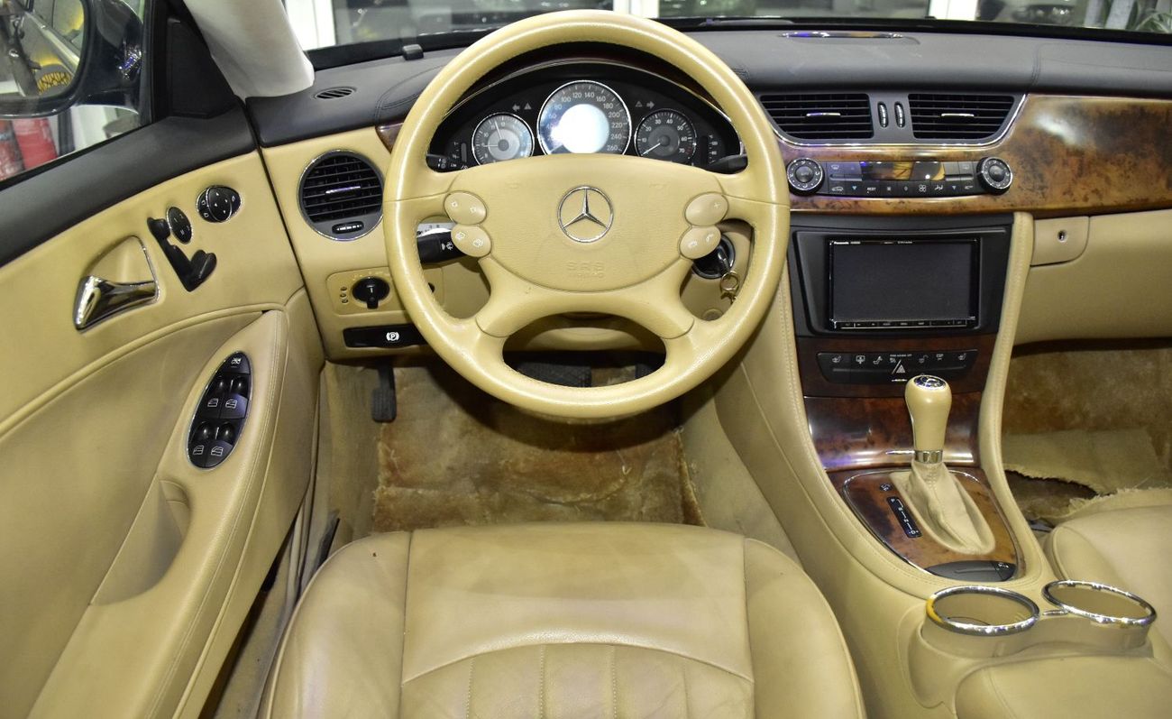 Mercedes-Benz CLS 350 EXCELLENT DEAL for our Mercedes Benz CLS 350 ( 2006 Model ) in Black Color Japanese Specs