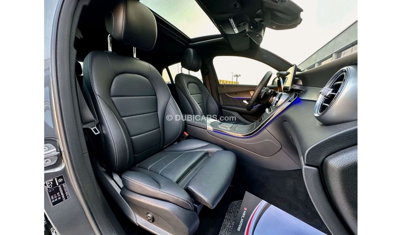 Mercedes-Benz GLC 300 4MATIC MERCEDES AMG GLC300e 2021 ( HYBRID ) (FAST CHARGER)
