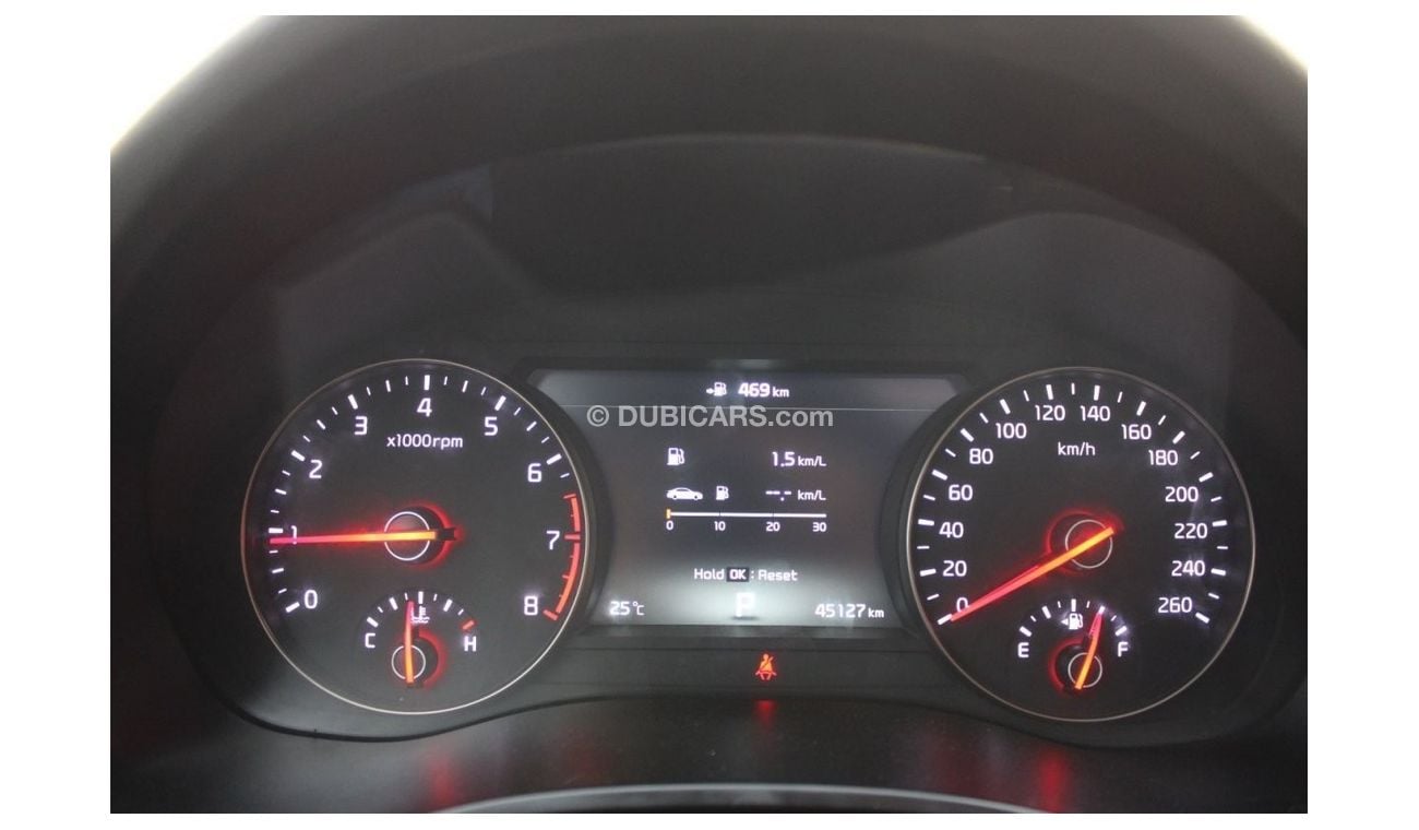 كيا كادنزا كيا كادينزا 2018 خليجي فل كامل بدون صبغ بدون حوادث نظيفه جدا من الداخل والخارج