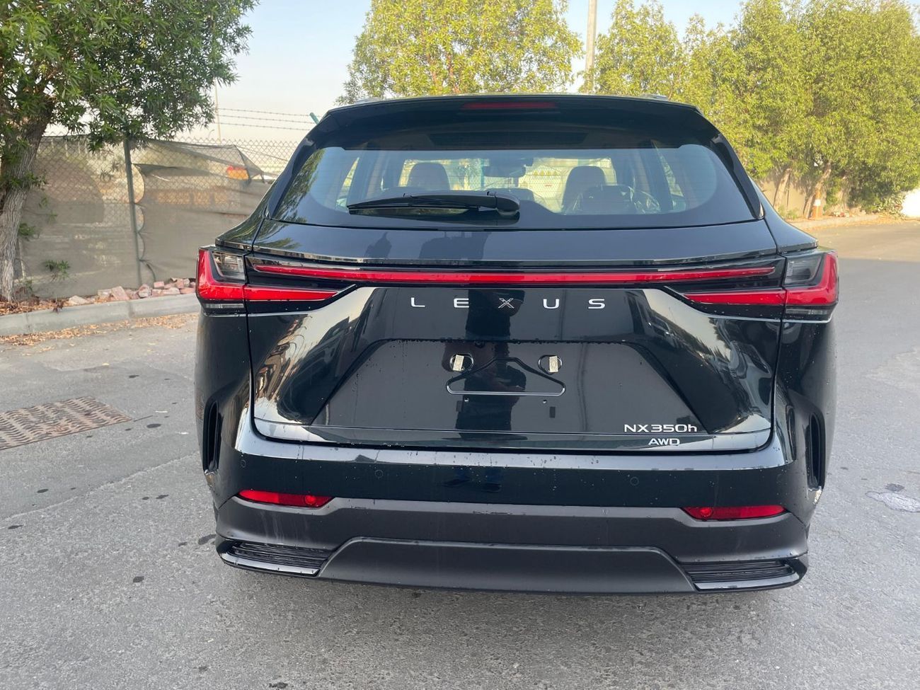 لكزس NX350h 2.5L Hybrid Full Option GCC ( White Also Available)