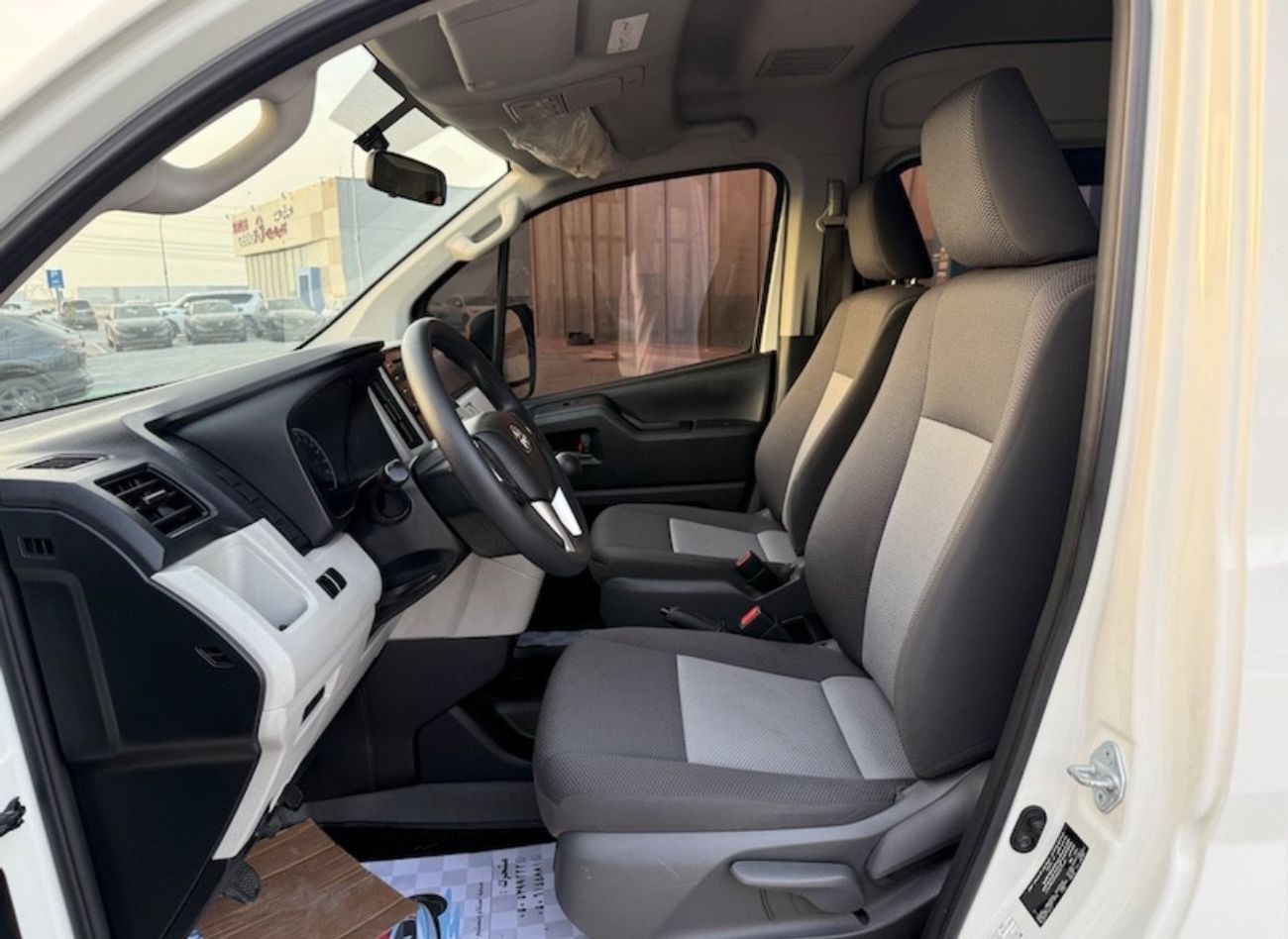 Toyota Hiace Toyota Hiace VAN 2021 Years Accidents free petrol