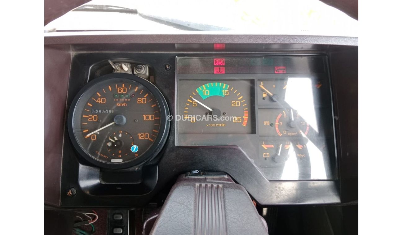 Mitsubishi Supergreat MITSUBISHI SUPER GREAT DUMPER RIGHT HAND DRIVE(PM40233)