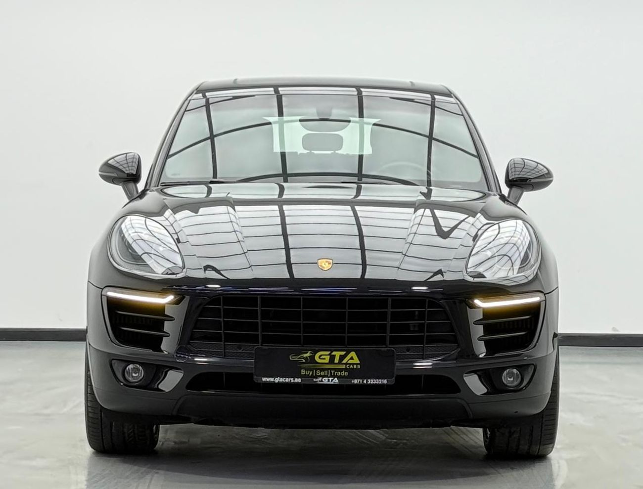 Porsche Macan S 3.0L (340 HP) 2015 Porsche Macan S, Full Porsche Service History, Fully Loaded, Excellent Conditio