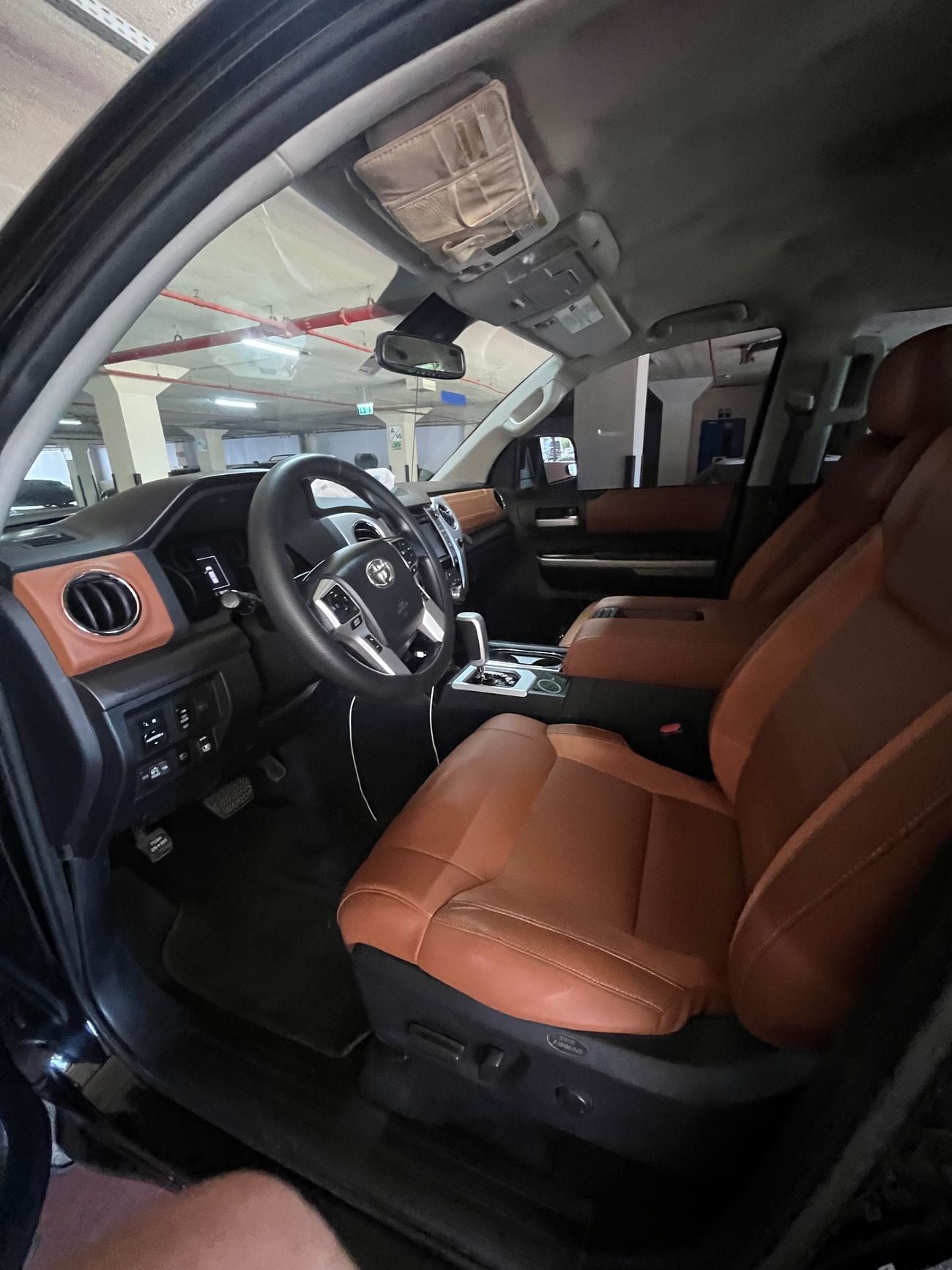 Toyota Tundra STD (NON GCC)