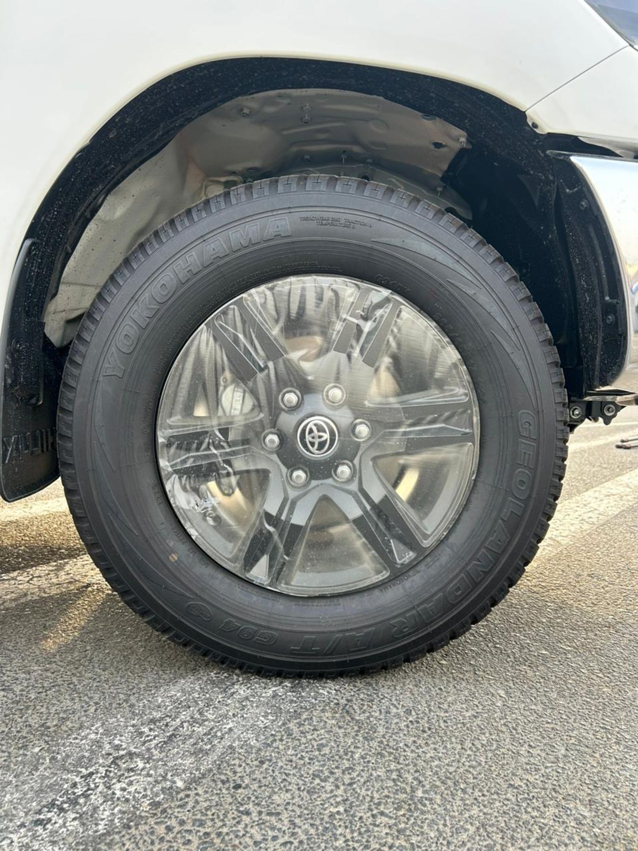 Toyota Hilux GLX 2.7L Double Cab Utility 4WD A/T