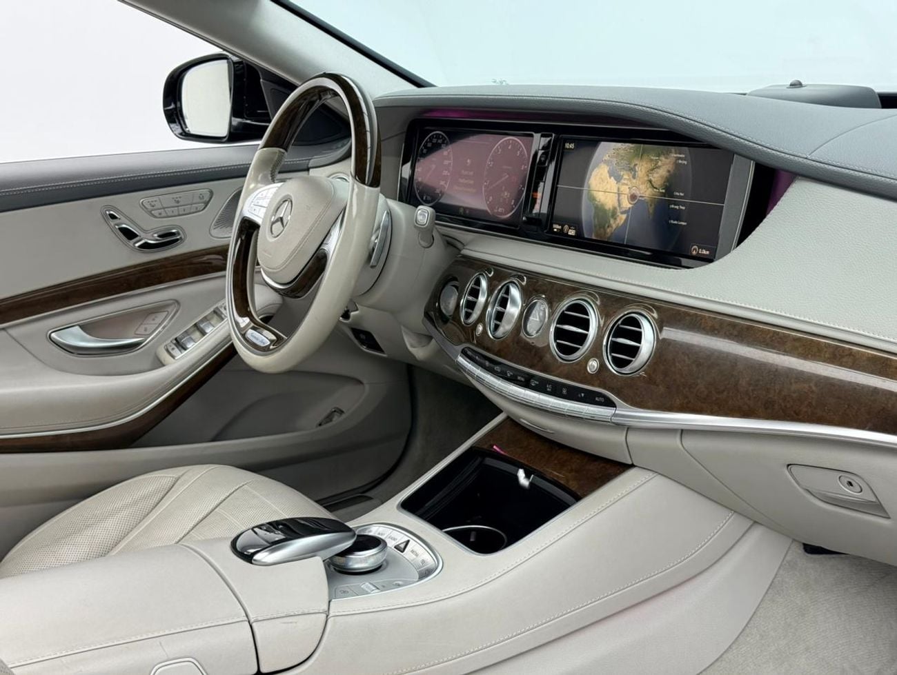 Mercedes Benz S550 STD 2015 Mercedes Benz S550, Full Service History, Fully Loaded, Excellent Condition, Japanese