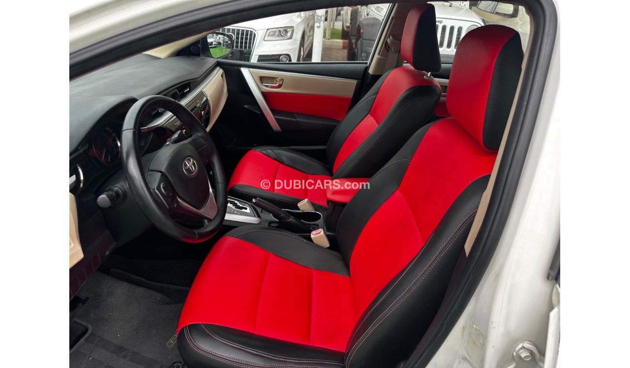 Toyota Corolla SE+ MODEL 2015 GCC CAR PREFECT CONDITION INSIDE AND OUTSIDE FULL OPTION SEplus Full electric control
