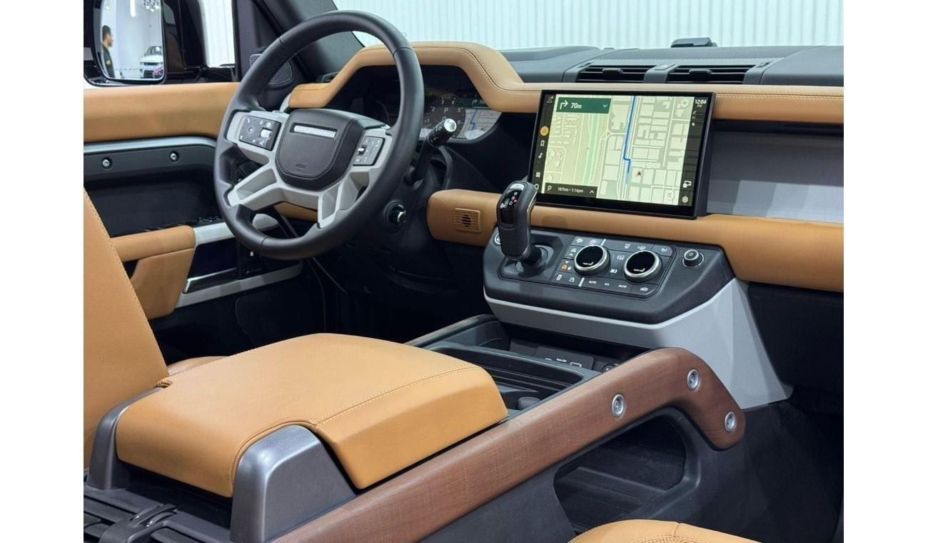 لاند روفر ديفندر P400 110 HSE 3.0L (5 Seater) 2024 Land Rover Defender P400 110 HSE, 2028 Land Rover Warranty + Servi