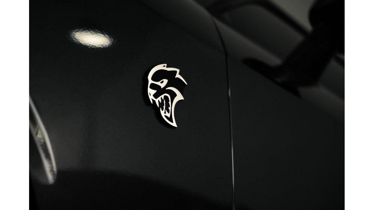 دودج تشالينجر SRT هيلكات 2015 Dodge Challenger Hellcat V8 707Bhp / Full-Service History