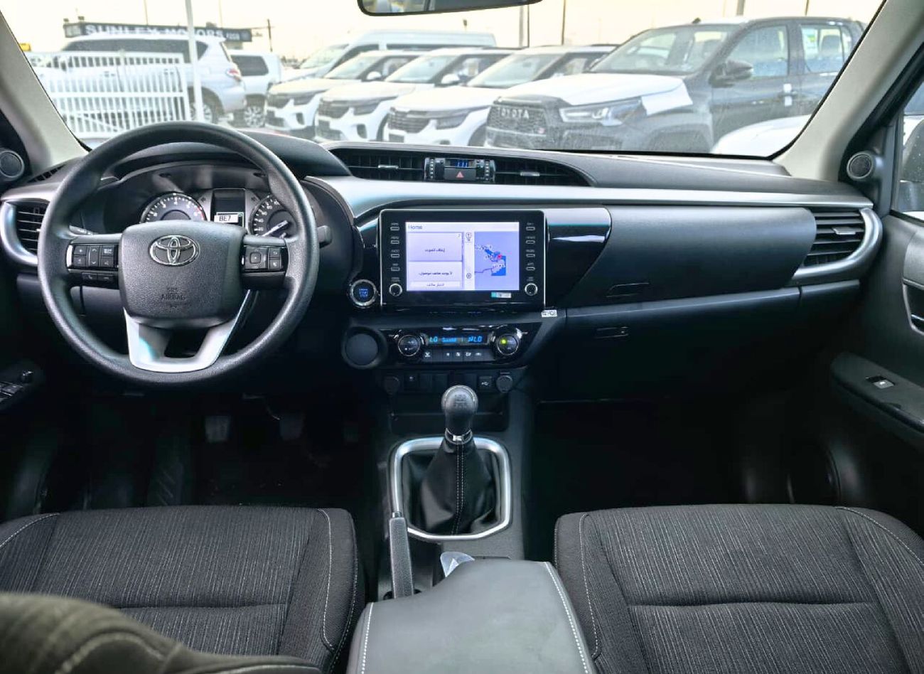 تويوتا هيلوكس TOYOTA HILUX 2.7L PETROL RWD  MANUAL TRANSMISSION