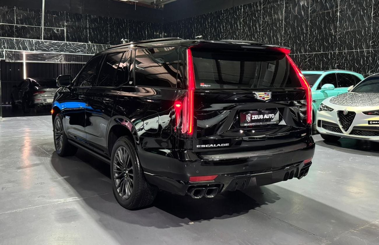 كاديلاك إسكالاد V SERIES