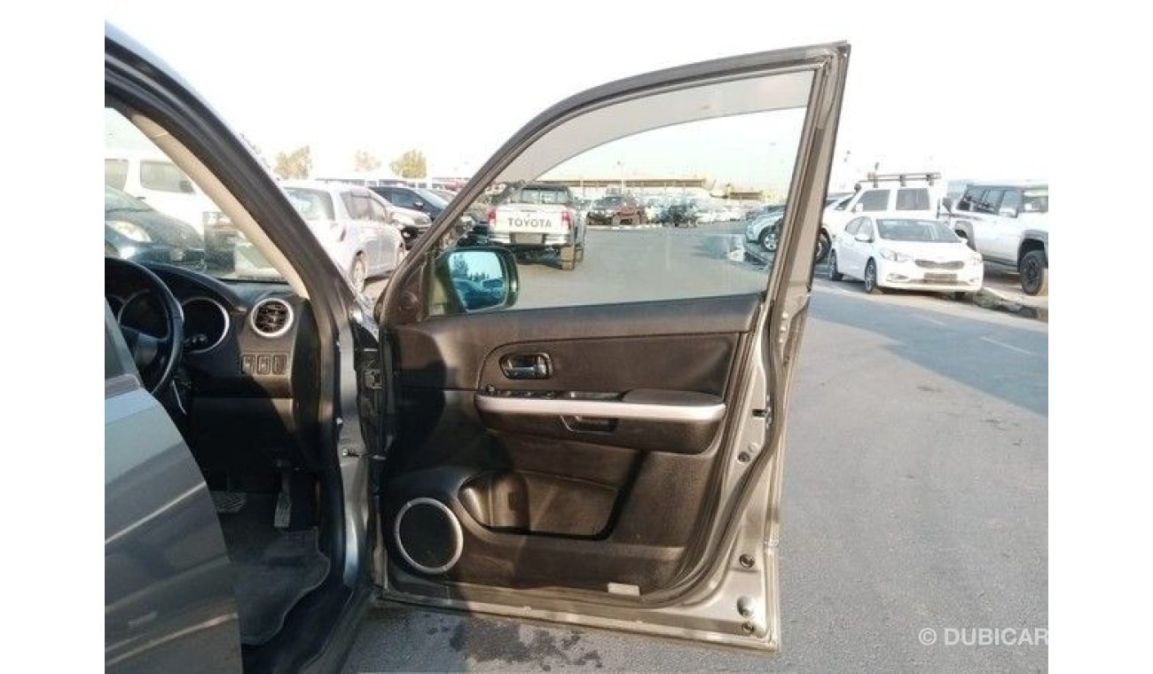 سوزوكي إيسكودو SUZUKI ESCUDO RIGHT HAND DRIVE (PM912)