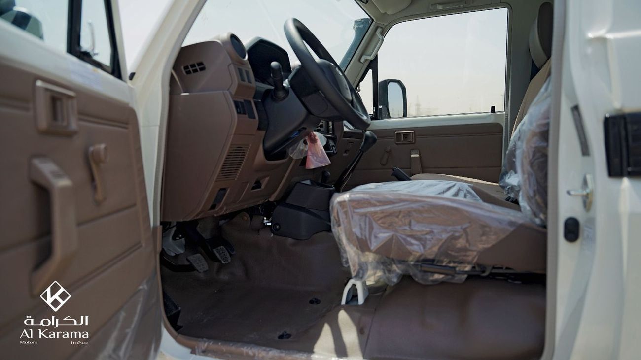تويوتا لاند كروزر بيك آب Single Cabin | 2.8L Diesel Engine with 4x4 Manual Transmission | Diff Lock