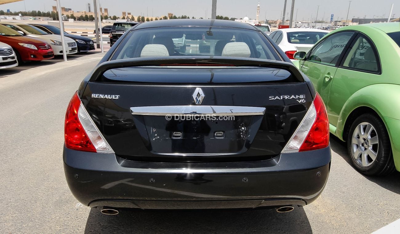 Renault Safrane V6