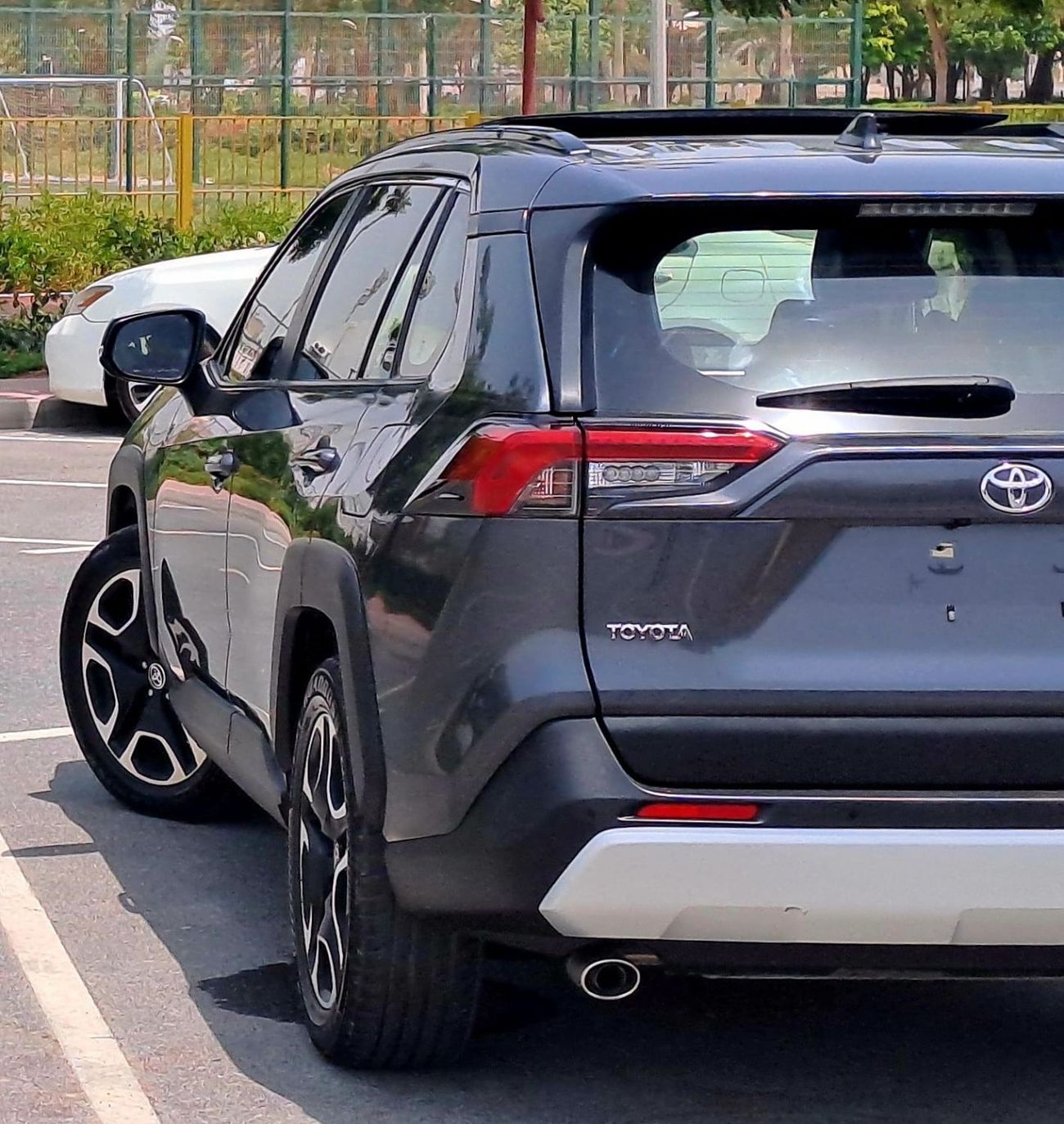 Toyota RAV4 2.5L Adventure 2021 2.5L FULL OPTION GCC (1510/-MONTHLY)