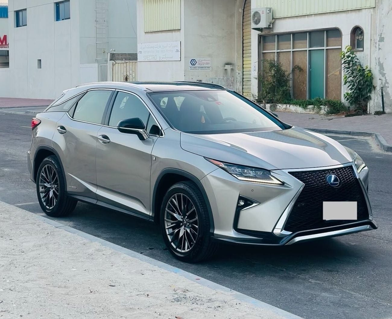 لكزس RX450h F-SPORT