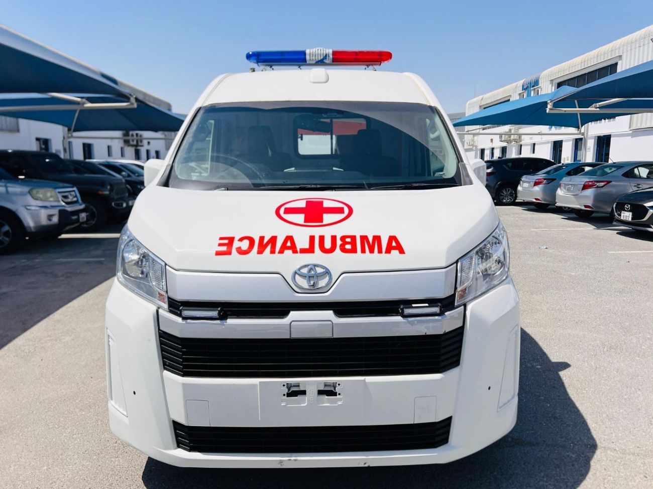 Toyota Hiace HIACE AMBULANCE right hand drive diesel 2.8 liter automatic gear