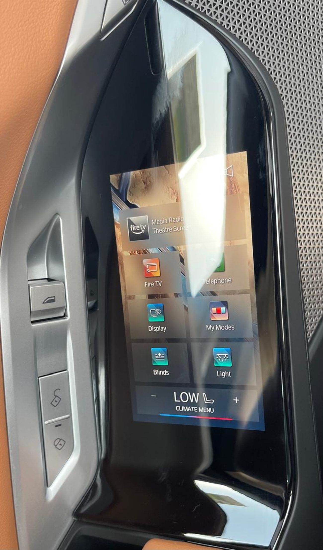 بي أم دبليو 740i