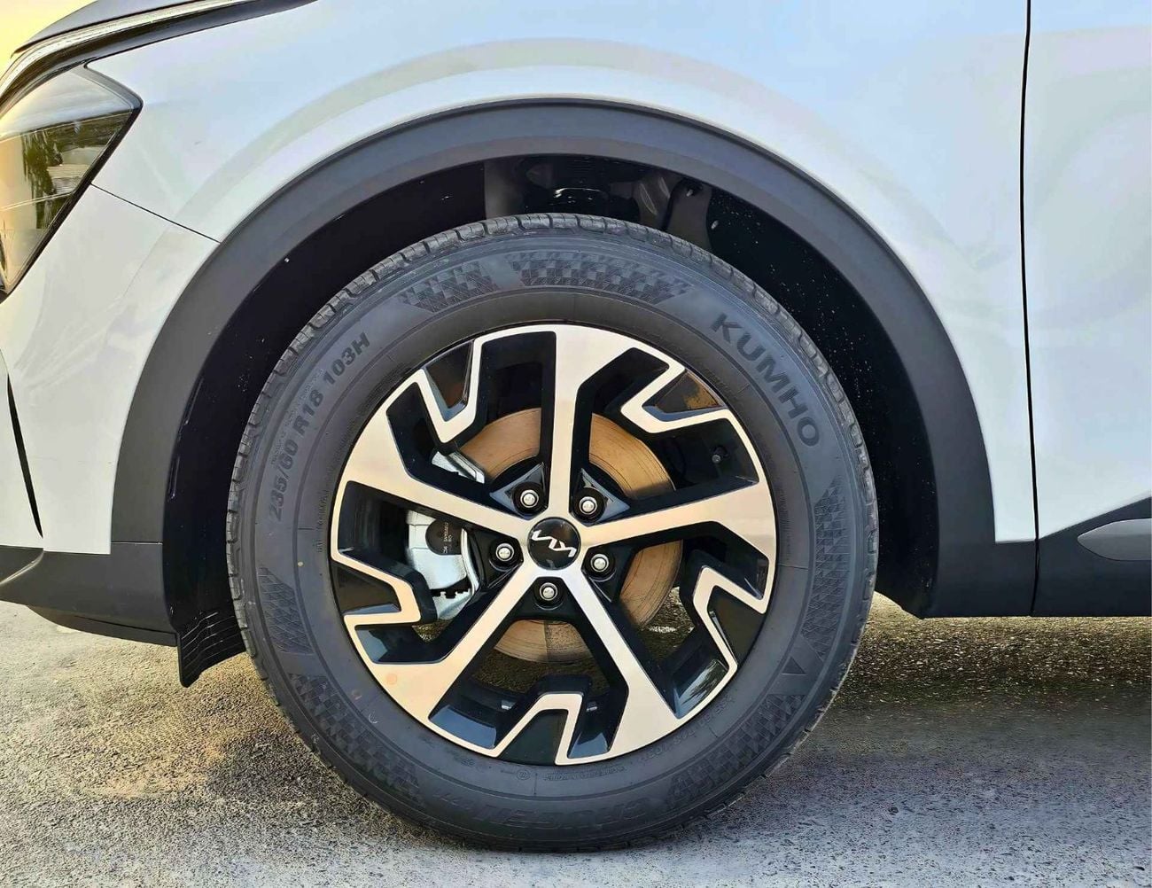 Kia Sportage PREMIUM SMART VERSION / 1.5L V4 PETROL / 360 CAMERA / PANORAMIC ROOF (CODE # KSRP)