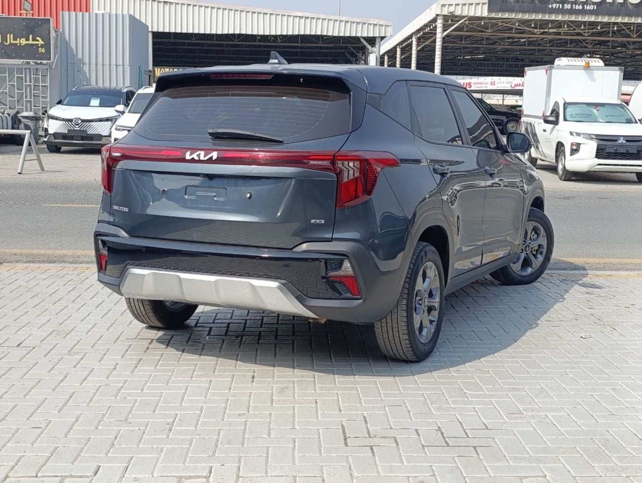 Kia Seltos Std 1.6L (121 HP)