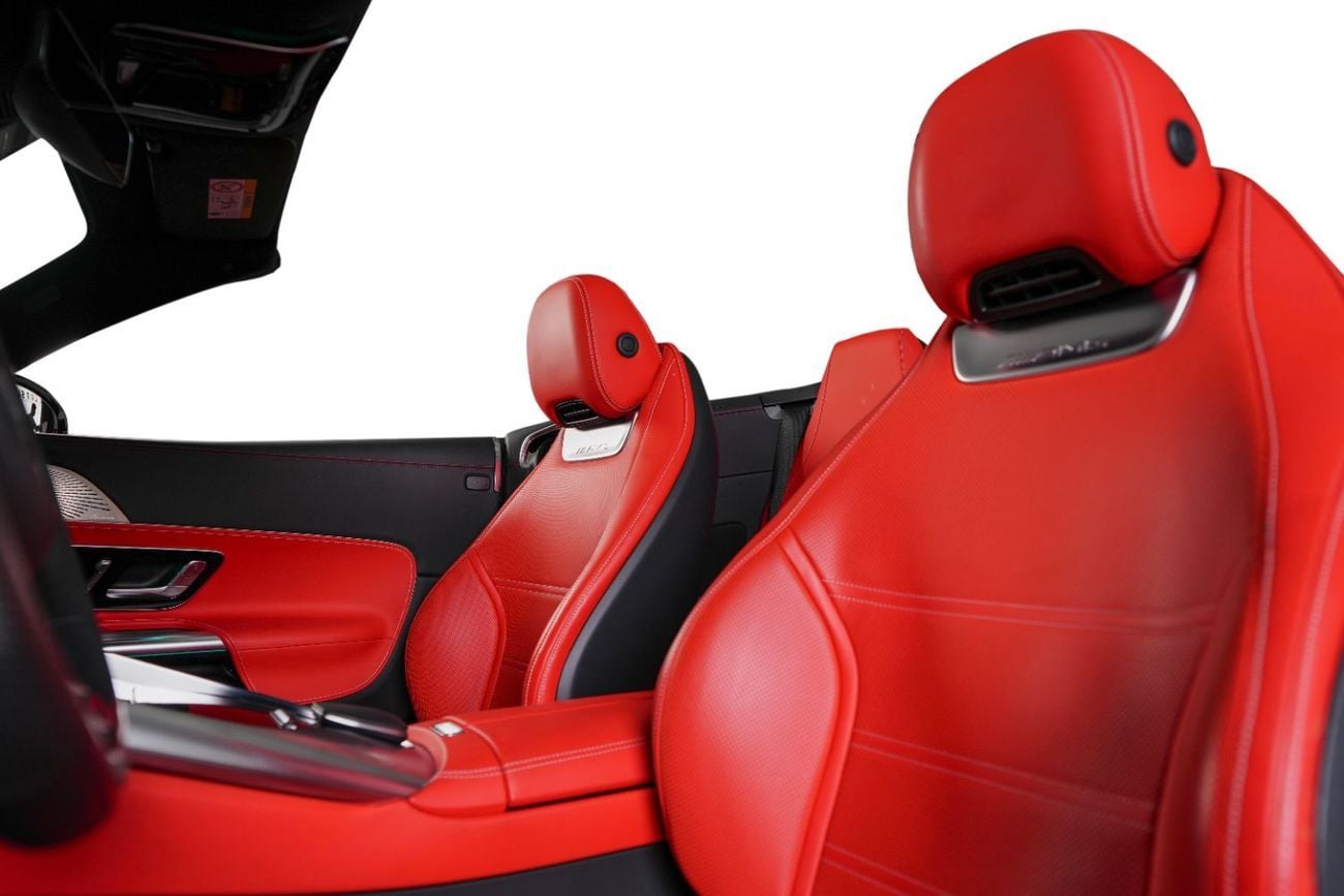 مرسيدس بنز SL 63 AMG 4 MATIC Plus-Low Mileage-Exclusive Color